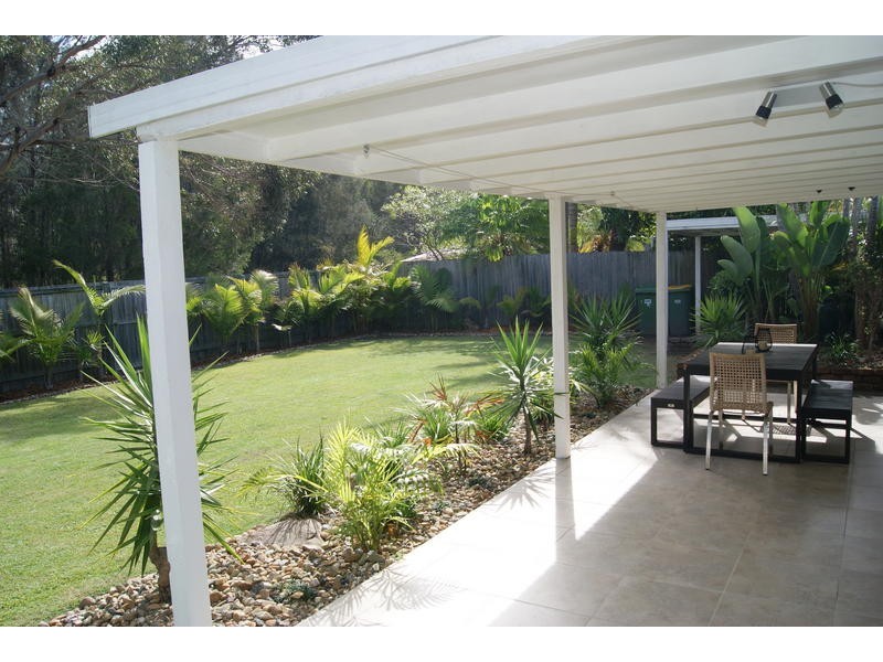 15 Jade Stone Court, Carrara QLD 4211