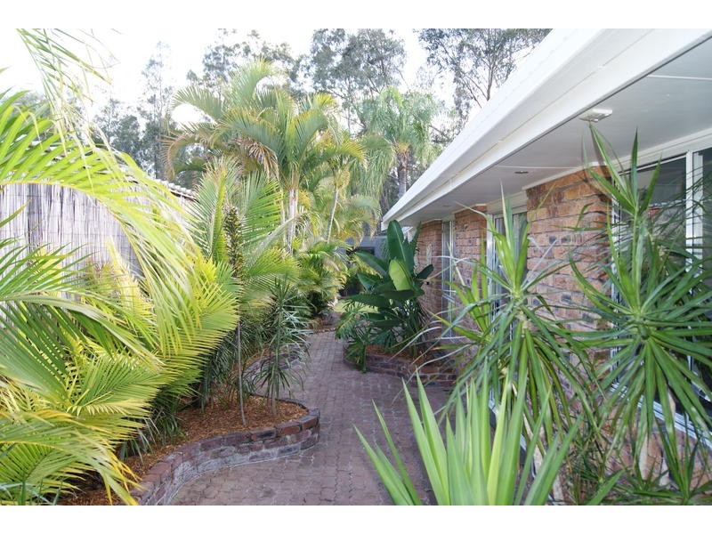 15 Jade Stone Court, Carrara QLD 4211