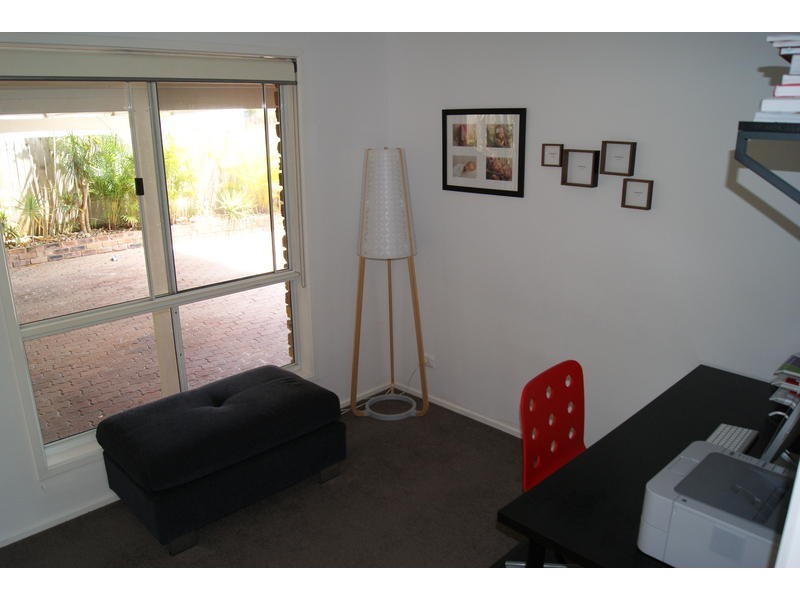 15 Jade Stone Court, Carrara QLD 4211