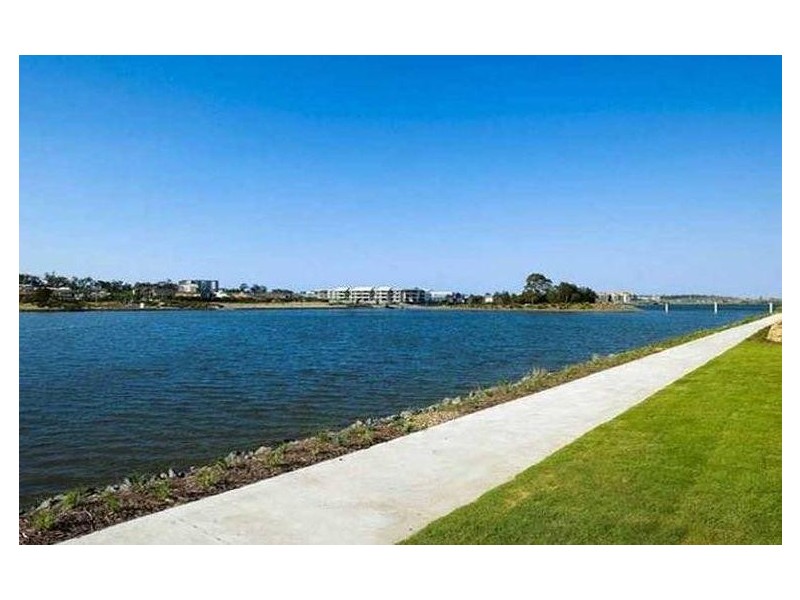 5 Jurien Crescent, Varsity Lakes QLD 4227