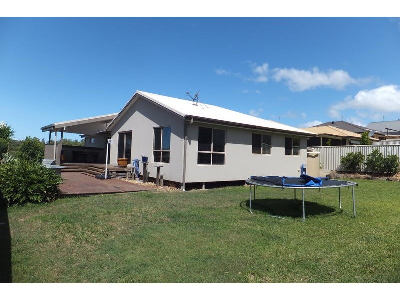 17 Kauri Pine Street, Reedy Creek QLD 4227