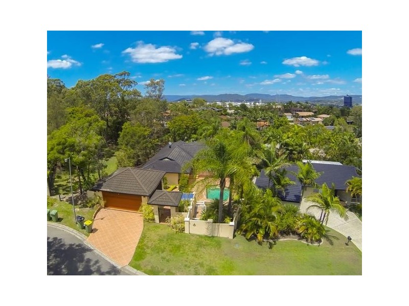 8 Kilburn Street, Robina QLD 4226