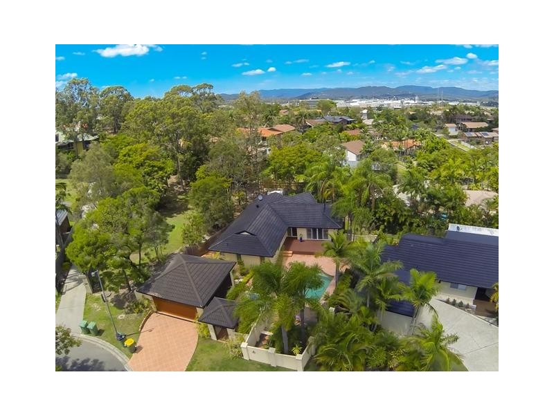 8 Kilburn Street, Robina QLD 4226