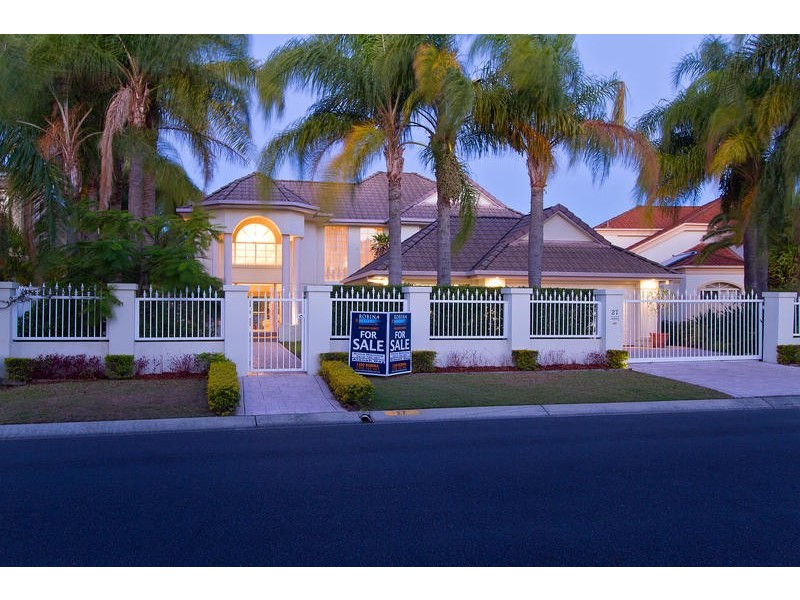 27 Kirralee Drive, Robina QLD 4226