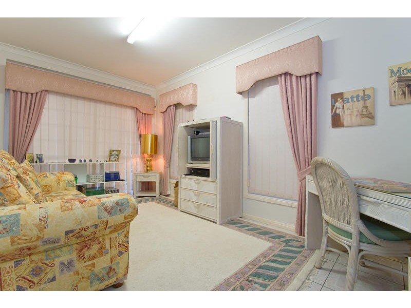 27 Kirralee Drive, Robina QLD 4226