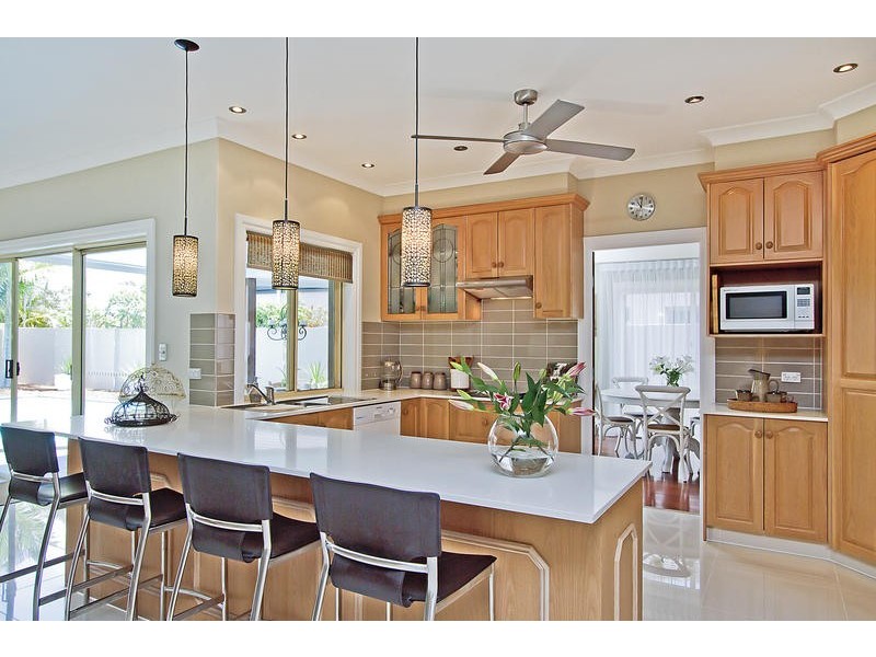 30 Kirralee Drive, Robina QLD 4226