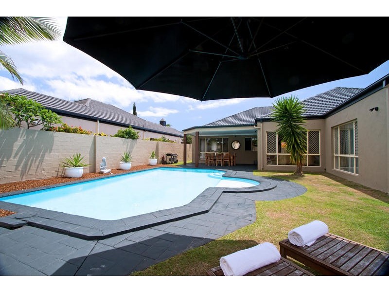 30 Kirralee Drive, Robina QLD 4226