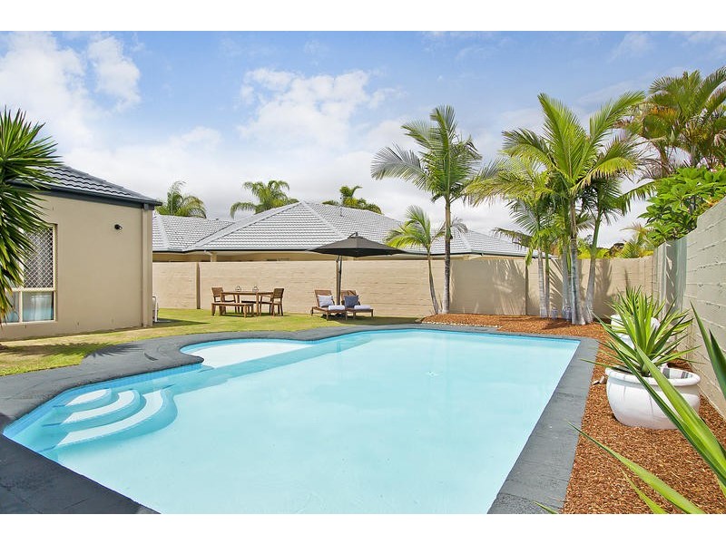 30 Kirralee Drive, Robina QLD 4226