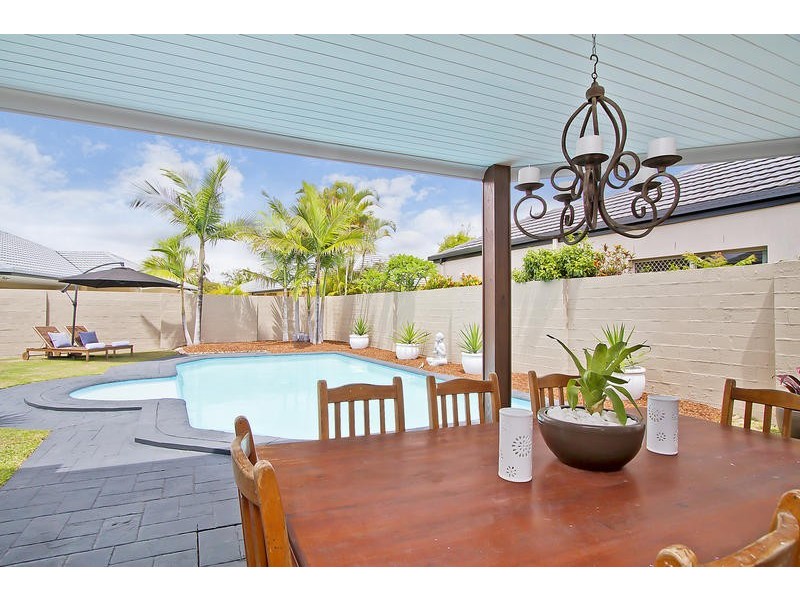 30 Kirralee Drive, Robina QLD 4226