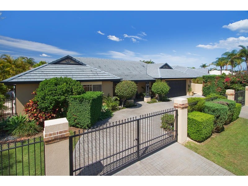 5 Kuranda Drive, Robina QLD 4226
