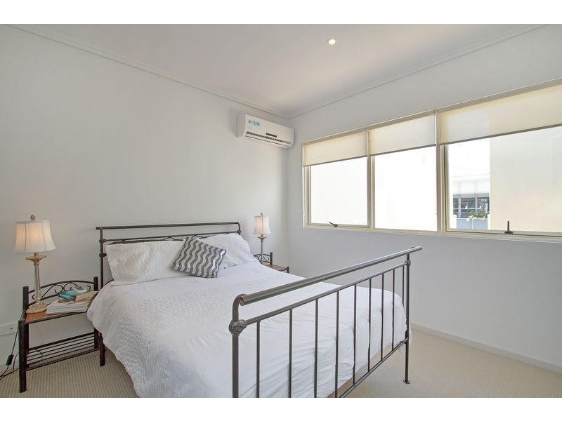 6 Lader Terrace, Varsity Lakes QLD 4227