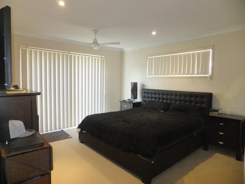 12 Lancewood Cct, Robina QLD 4226
