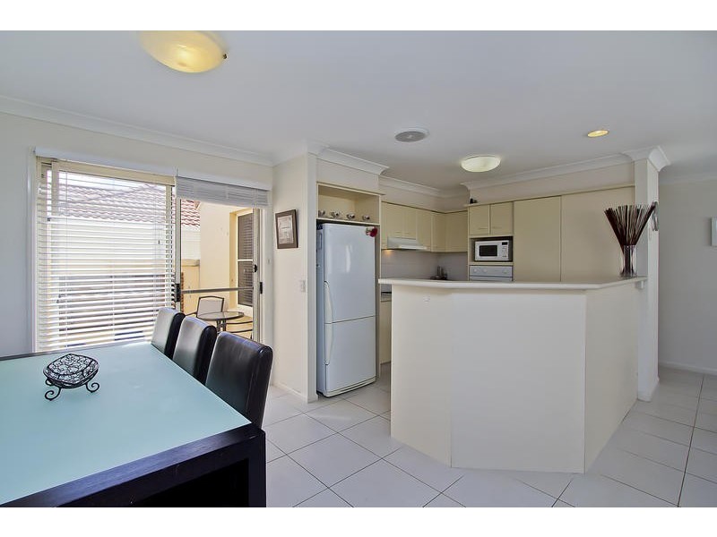 69/ 2 Langport Parade, Mudgeeraba QLD 4213