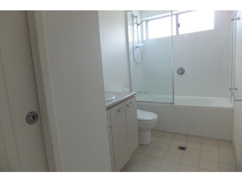 5/ 15 Laver Drive, Robina QLD 4226