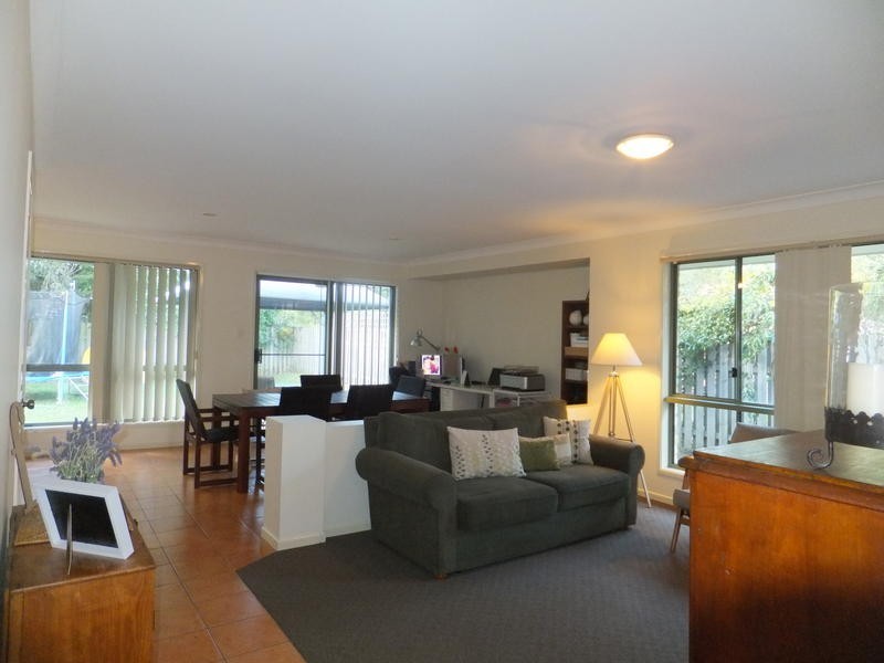 22 Leila Court, Mudgeeraba QLD 4213