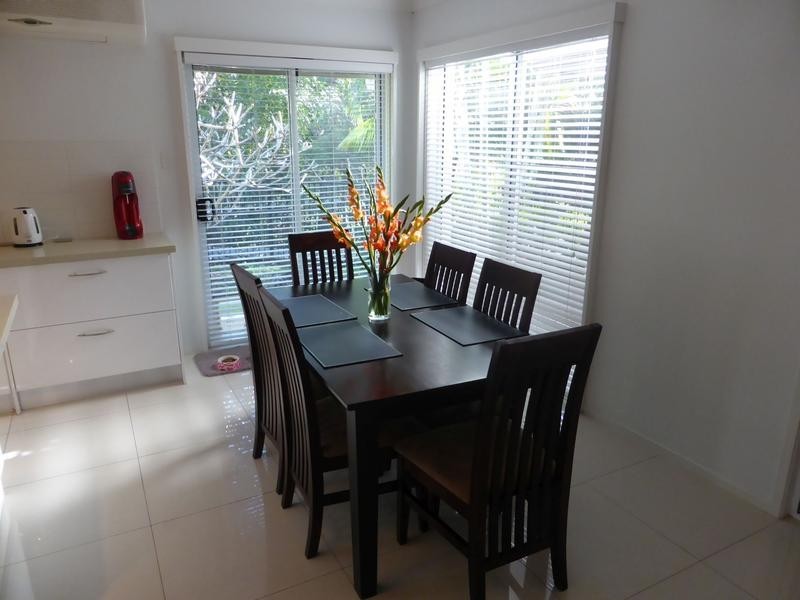 13 Lowe Court, Maudsland QLD 4210