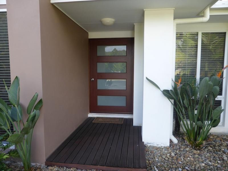 13 Lowe Court, Maudsland QLD 4210