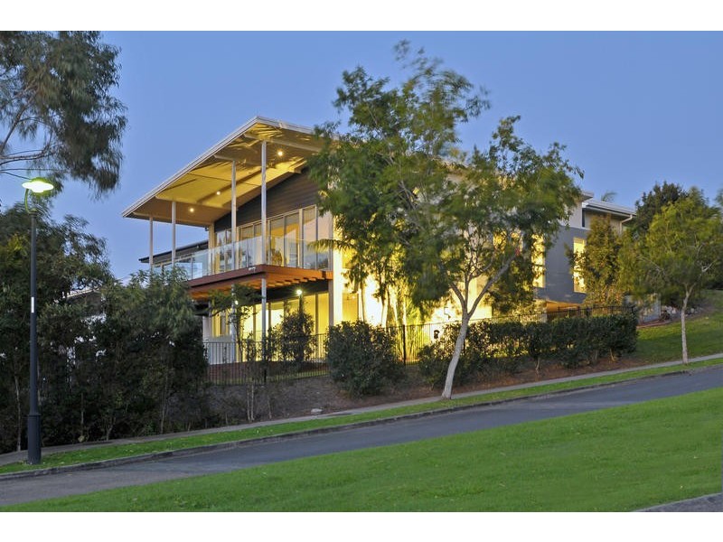 2 Lyra Court, Robina QLD 4226