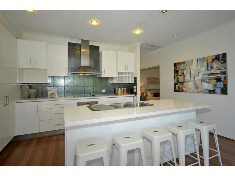 2 Lyra Court, Robina QLD 4226