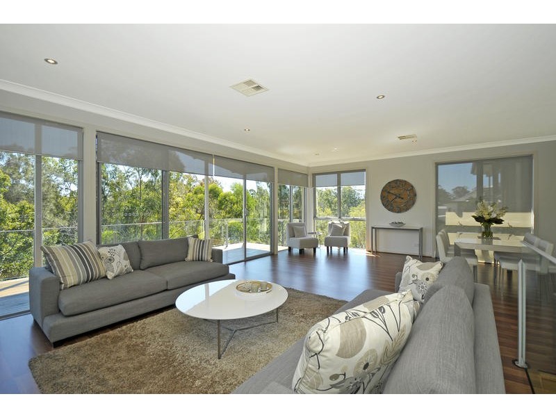 2 Lyra Court, Robina QLD 4226