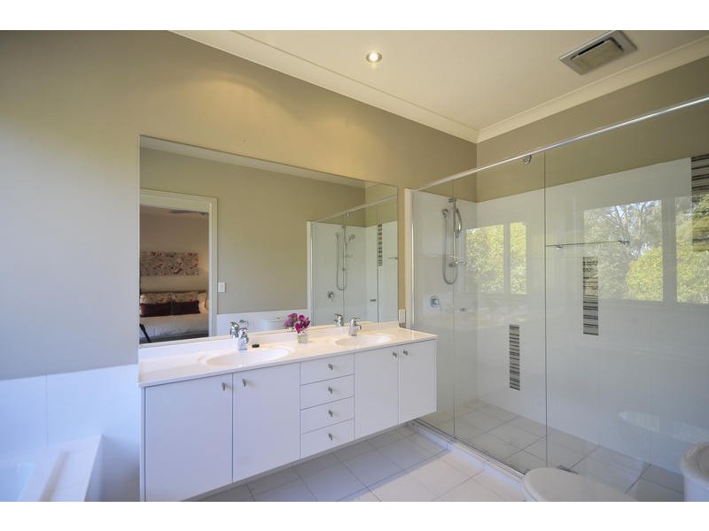 2 Lyra Court, Robina QLD 4226