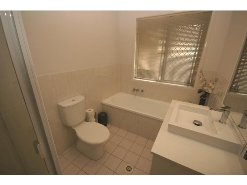 31 Madeline Street, Mudgeeraba QLD 4213