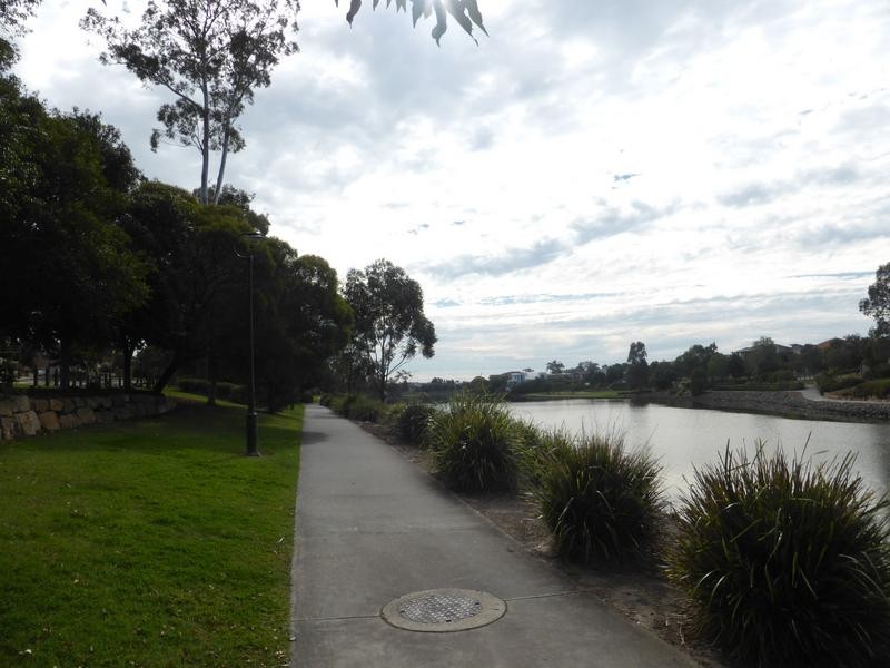 12 Majorca Crescent, Varsity Lakes QLD 4227