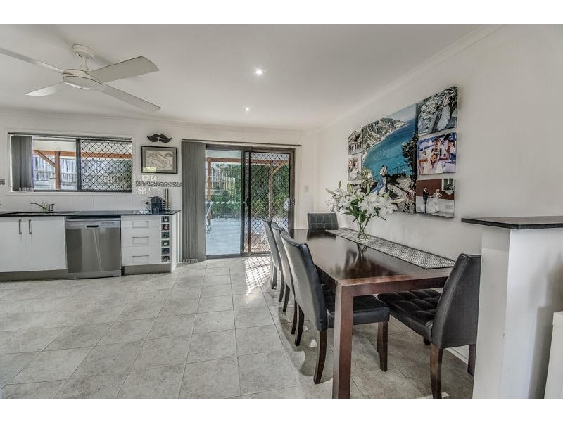29 Meadow Brook Crescent, Merrimac QLD 4226