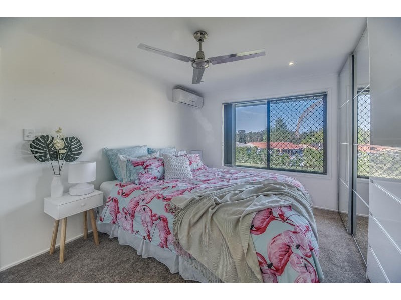 29 Meadow Brook Crescent, Merrimac QLD 4226