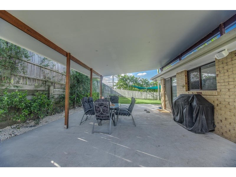 29 Meadow Brook Crescent, Merrimac QLD 4226