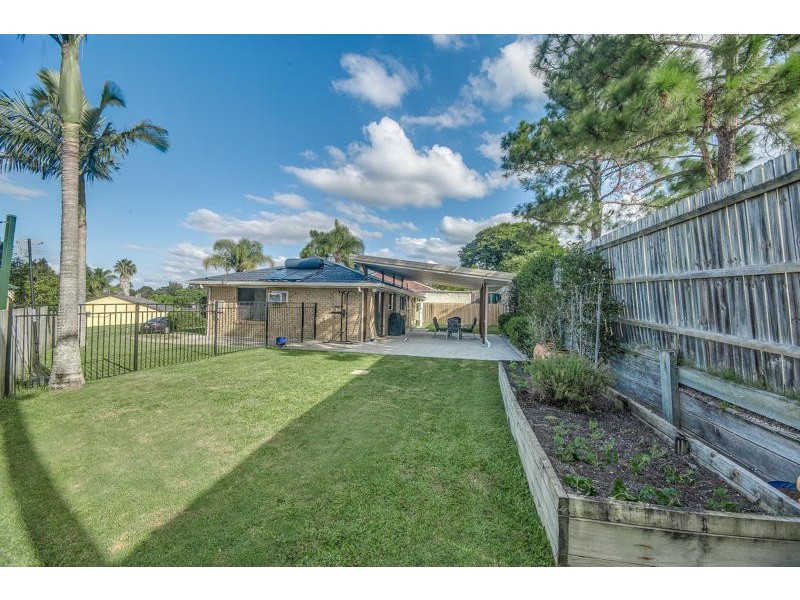 29 Meadow Brook Crescent, Merrimac QLD 4226