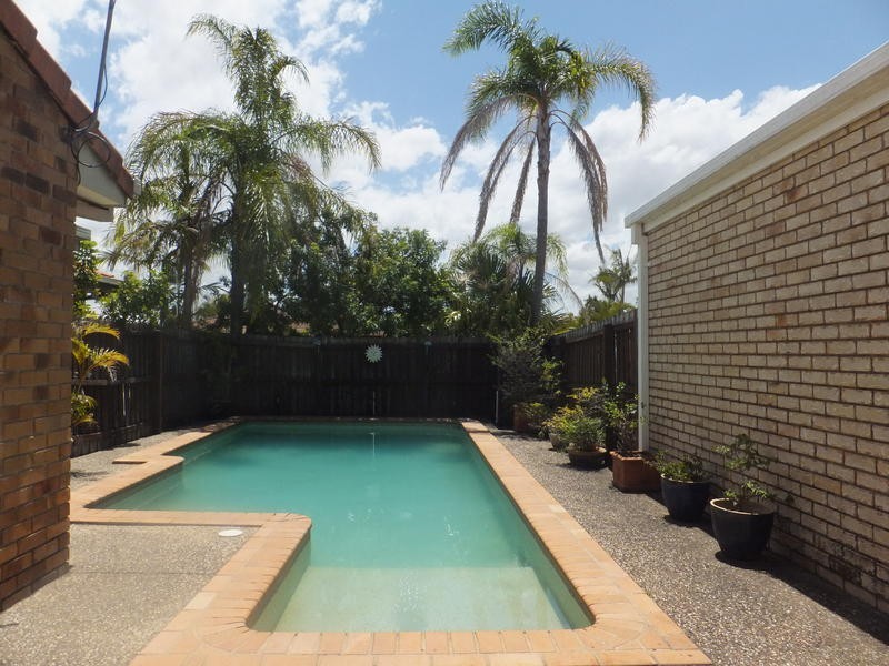 13 Misty Court, Varsity Lakes QLD 4227