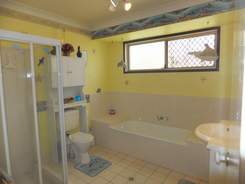 13 Misty Court, Varsity Lakes QLD 4227