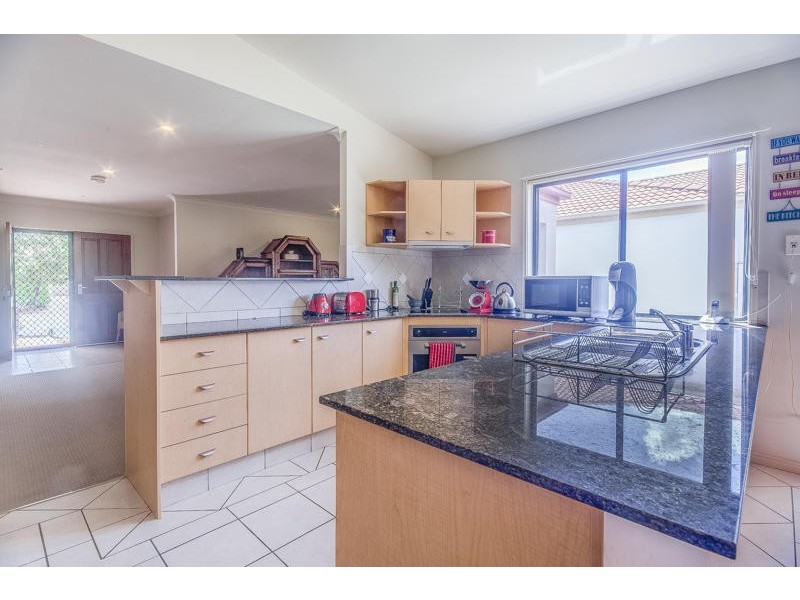 15 Nardoo Street, Robina QLD 4226