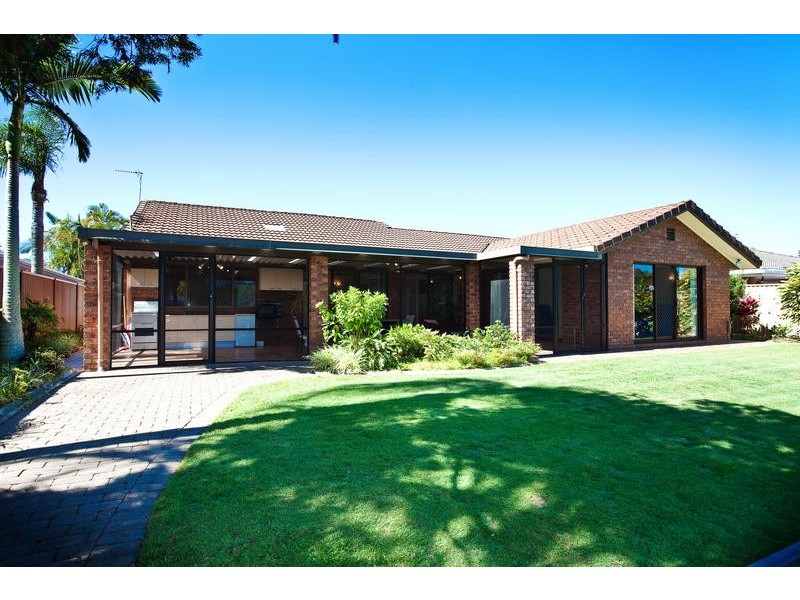 10 Narrabeen Court, Robina QLD 4226