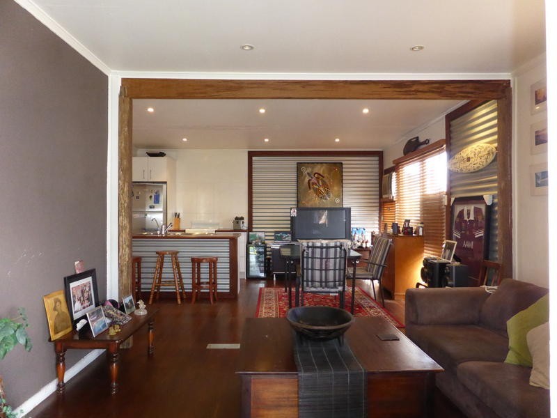 125 Nobby Parade, Miami QLD 4220