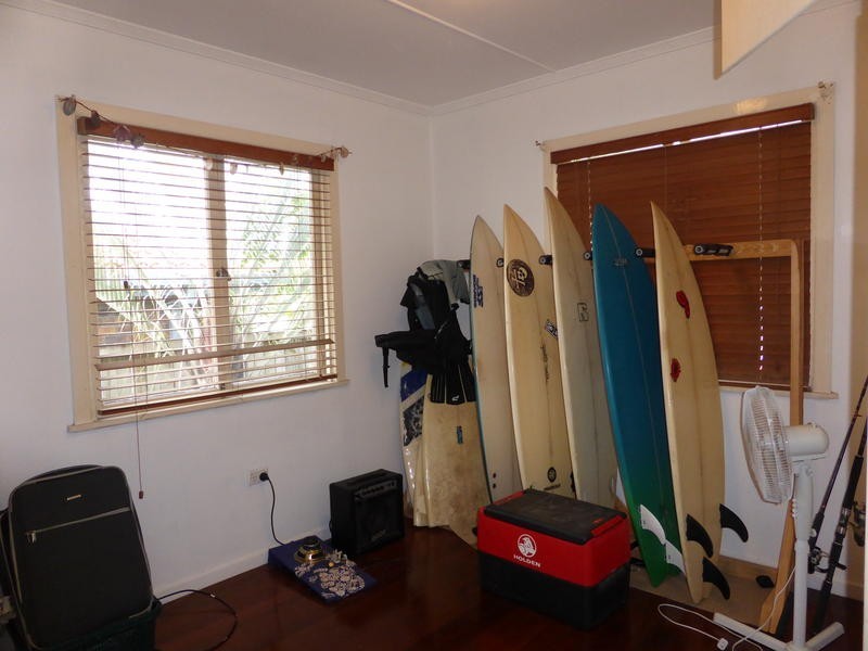 125 Nobby Parade, Miami QLD 4220