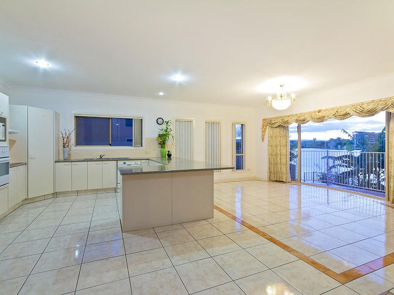 25 Northwestern Court, Varsity Lakes QLD 4227