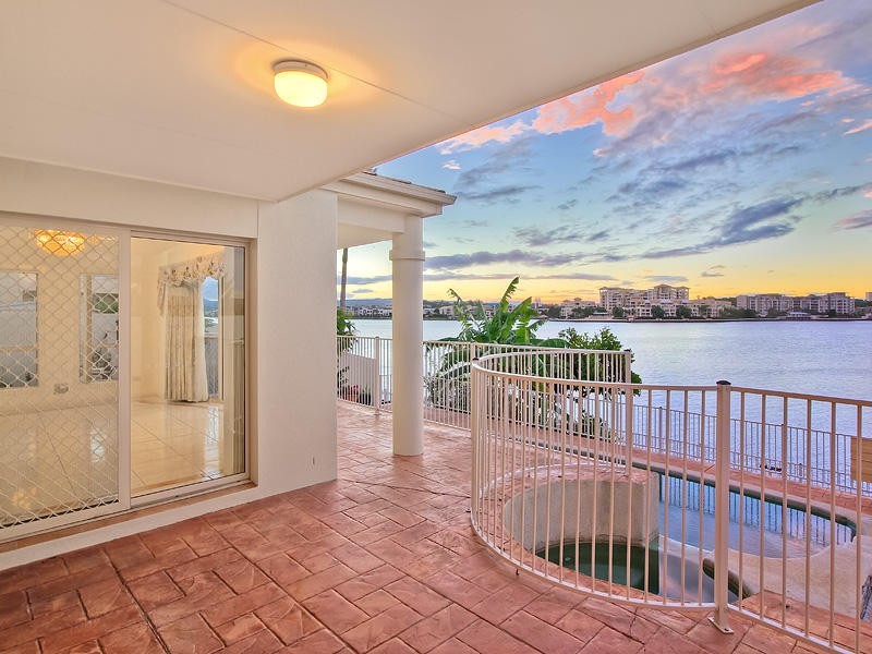 25 Northwestern Court, Varsity Lakes QLD 4227