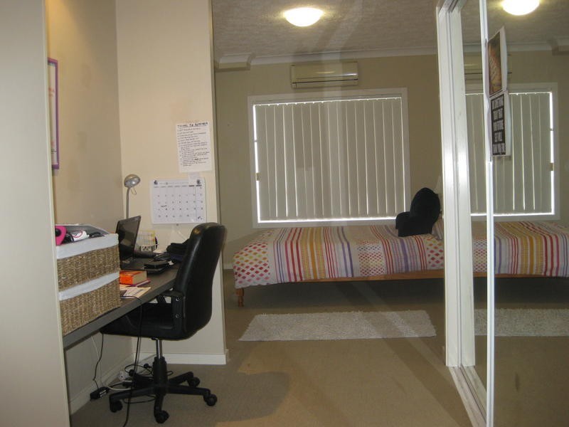 501 North Hill Drive, Robina QLD 4226