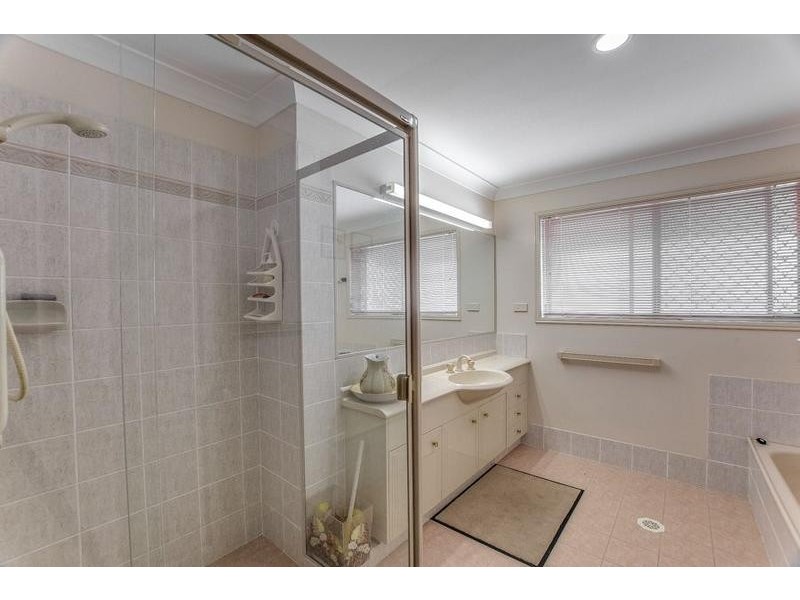 16 Novar Court, Robina QLD 4226