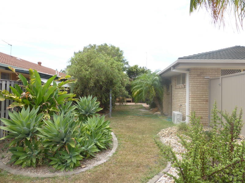 17 Nozomi Street, Burleigh Waters QLD 4220