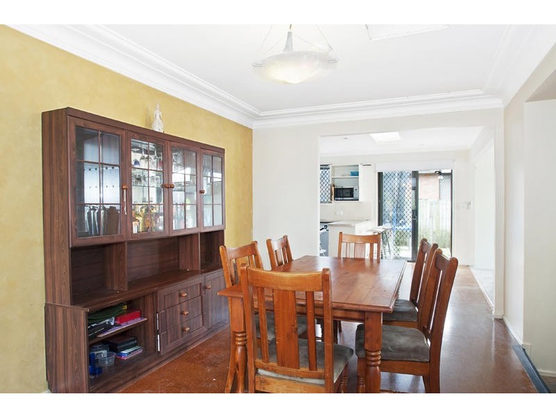 5 Oakwood Terrace, Palm Beach QLD 4221