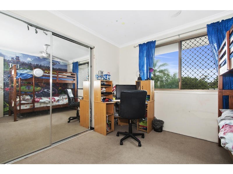 5 Oakwood Terrace, Palm Beach QLD 4221