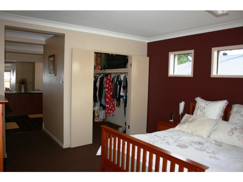 68 Observatory Drive, Reedy Creek QLD 4227