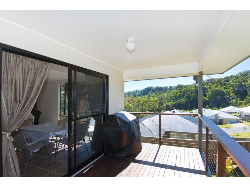 99 Observatory Drive, Reedy Creek QLD 4227