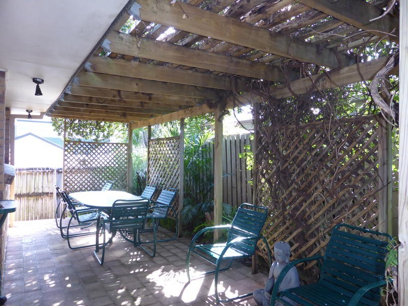 2 Olinda Close, Robina QLD 4226