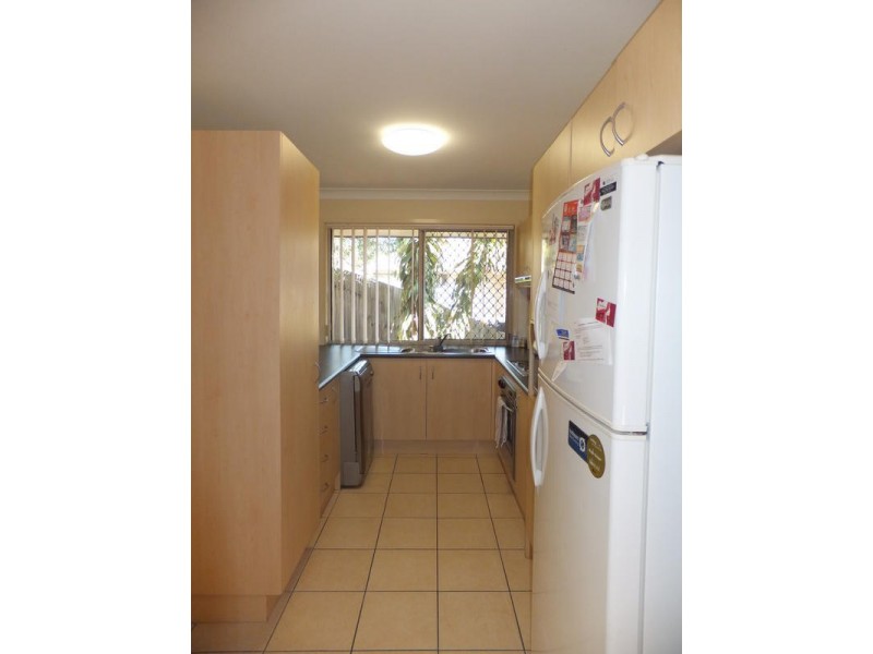 2/ 80 Paddington Drive, Carrara QLD 4211