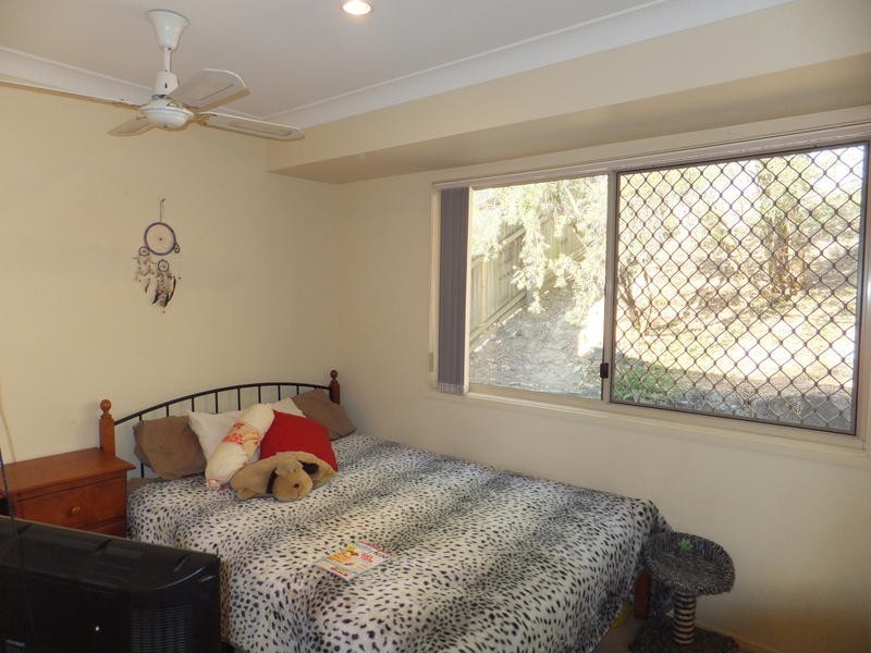 2/ 80 Paddington Drive, Carrara QLD 4211