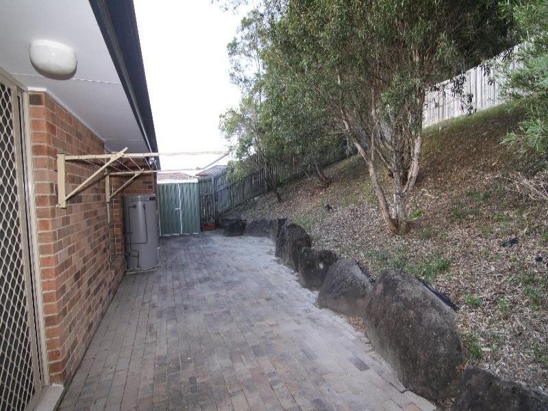 2/ 80 Paddington Drive, Carrara QLD 4211